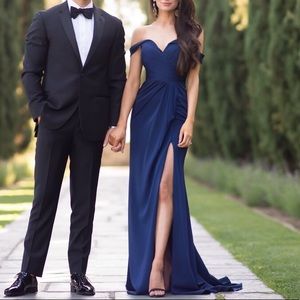 NAVY GOWN WORN 1 TIME FOR 2 HOURS